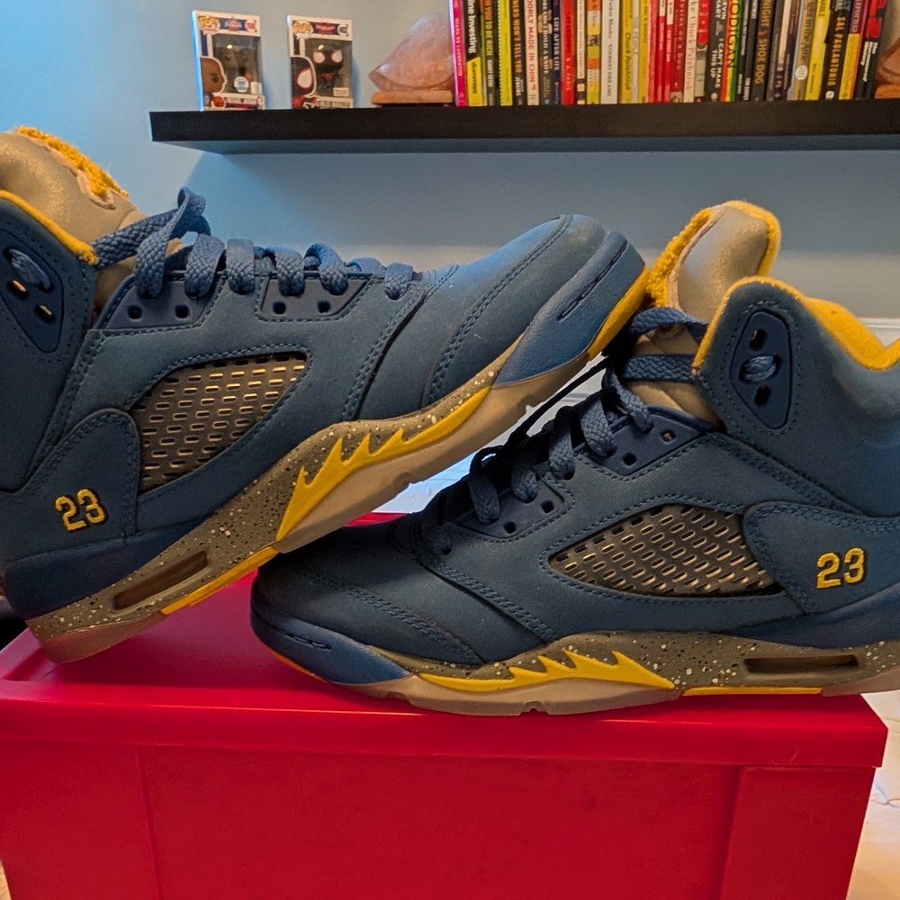 Jordan 5 Laney